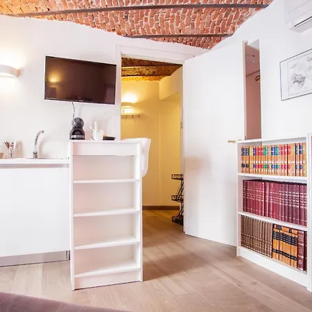 Bnbutler - Alfieri, 15 - Vecchie Atmosfere Apartmán *