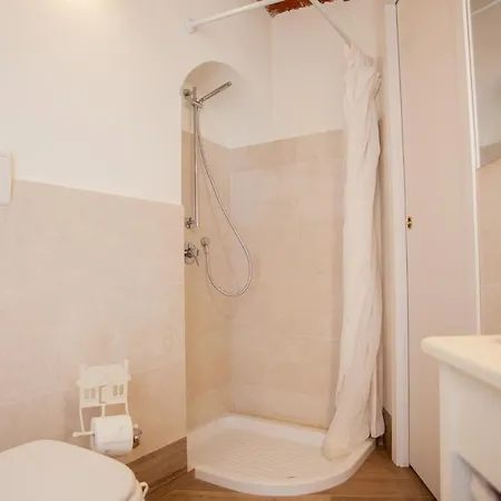 Bnbutler - Alfieri, 15 - Vecchie Atmosfere Apartmán